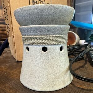 Scentsy Stone Textured Candle Warmer